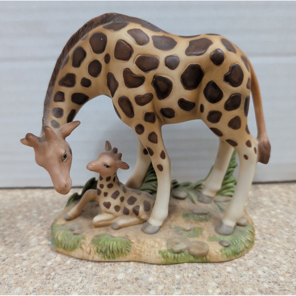 Home Interior 14064-99 Motherly Instinct Giraffe and Baby Figurine Homco Ceramic